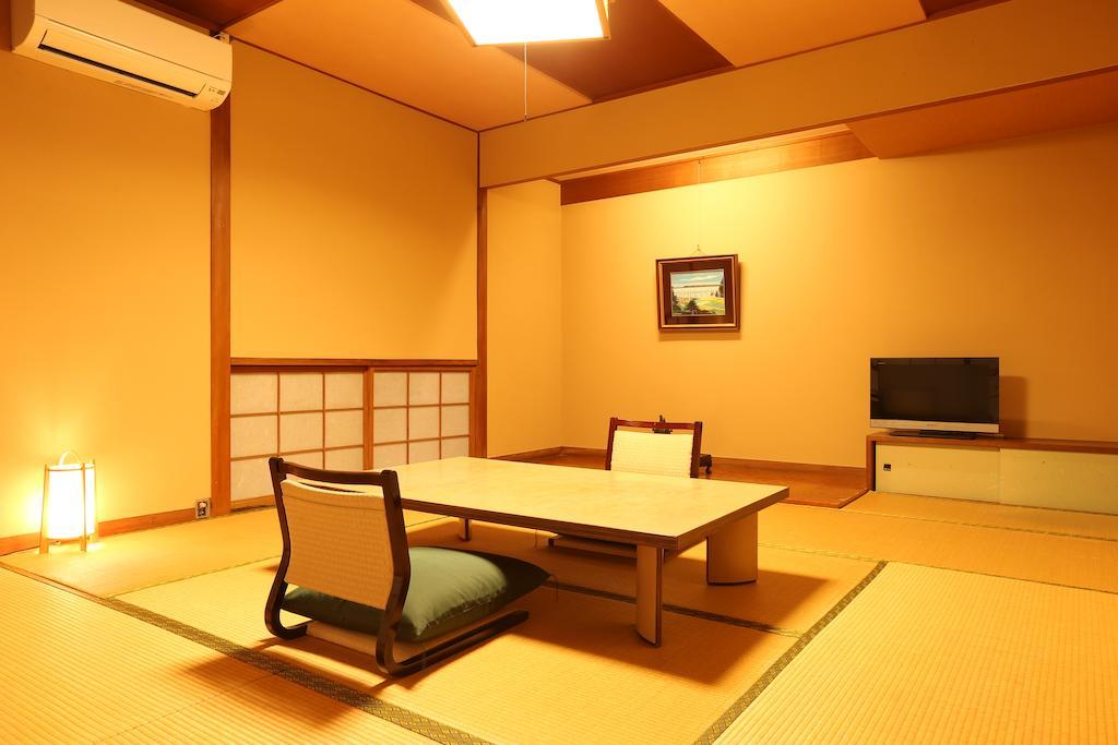 Mikiya Hotel Toyooka  Room photo
